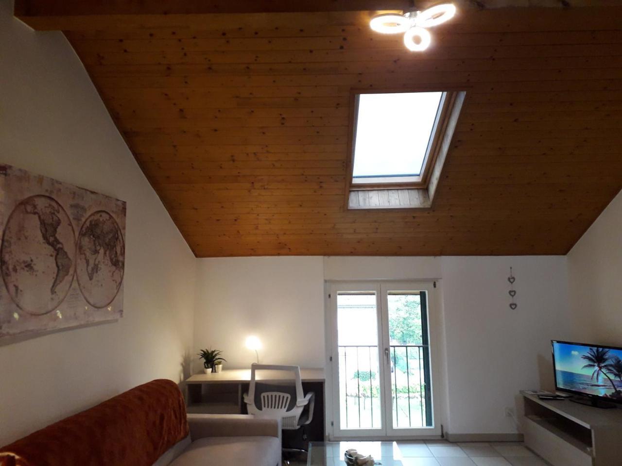 Holidays Homes Il Folletto Quartino Exterior foto